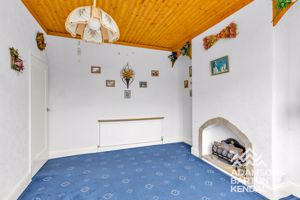 Photo 21- click for photo gallery